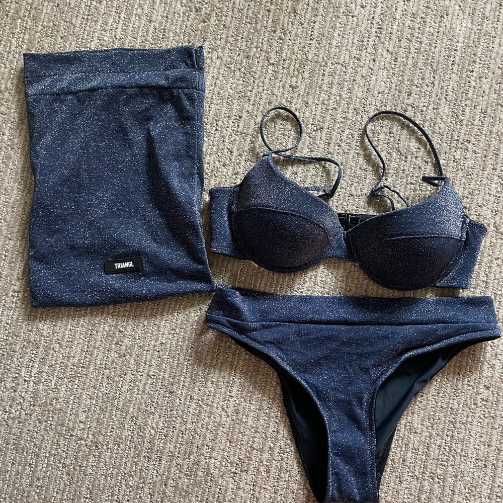 Triangl Sparkle Navy Bikini size Small top & bottom